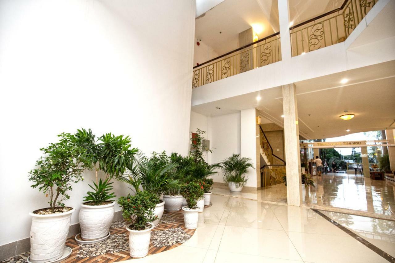 Le Centre Pleiku Hotel Eksteriør bilde